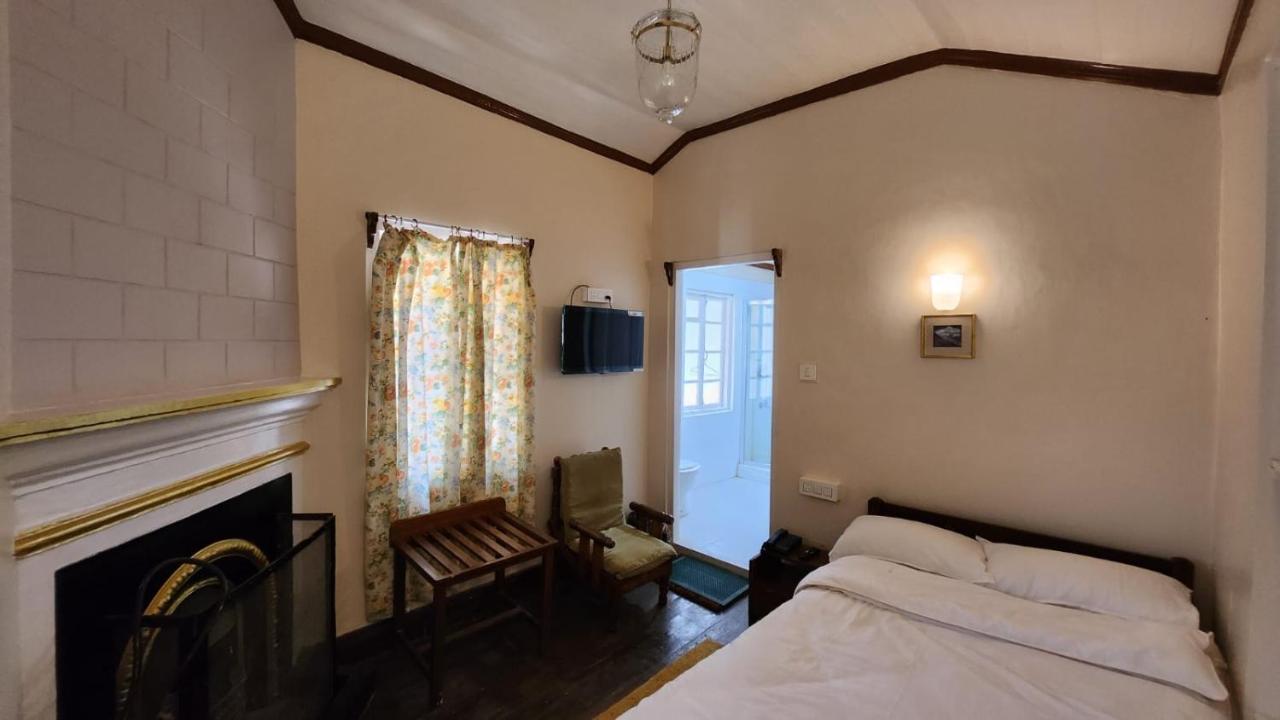 דרג'ילינג Ivanhoe Hotel מראה חיצוני תמונה