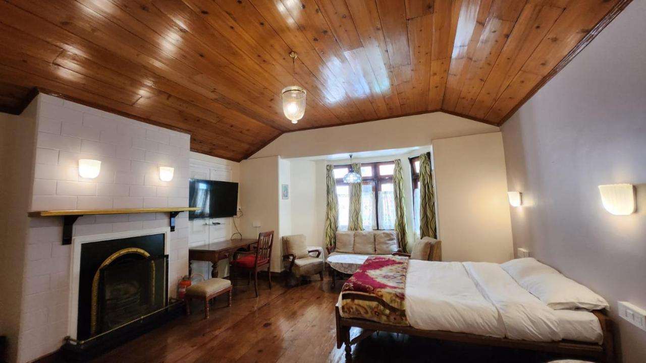 דרג'ילינג Ivanhoe Hotel מראה חיצוני תמונה
